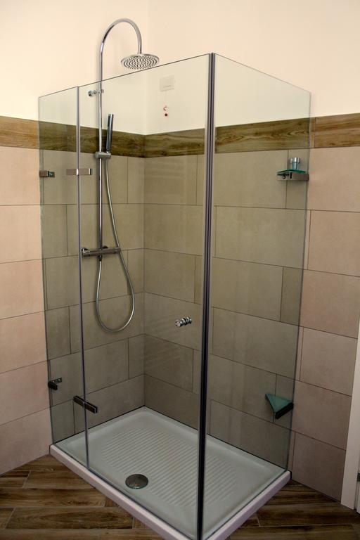 Bhl Boutique Rooms Леньяно Екстер'єр фото