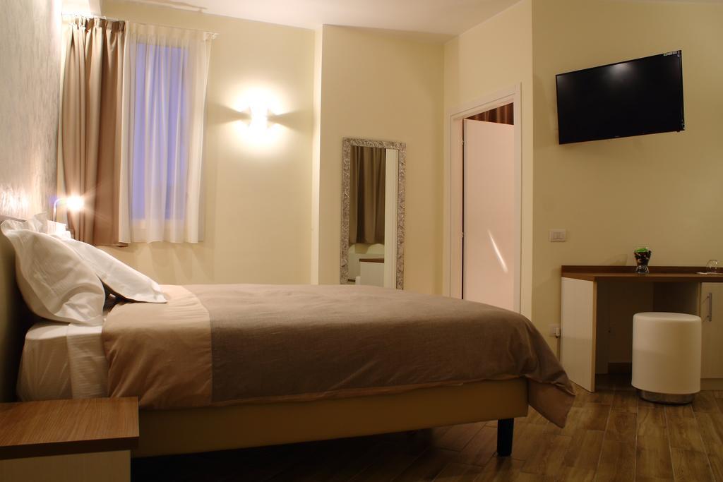 Bhl Boutique Rooms Леньяно Номер фото